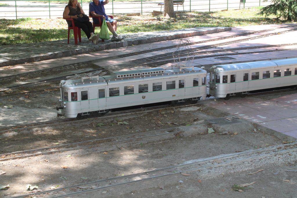 trains in mercader 