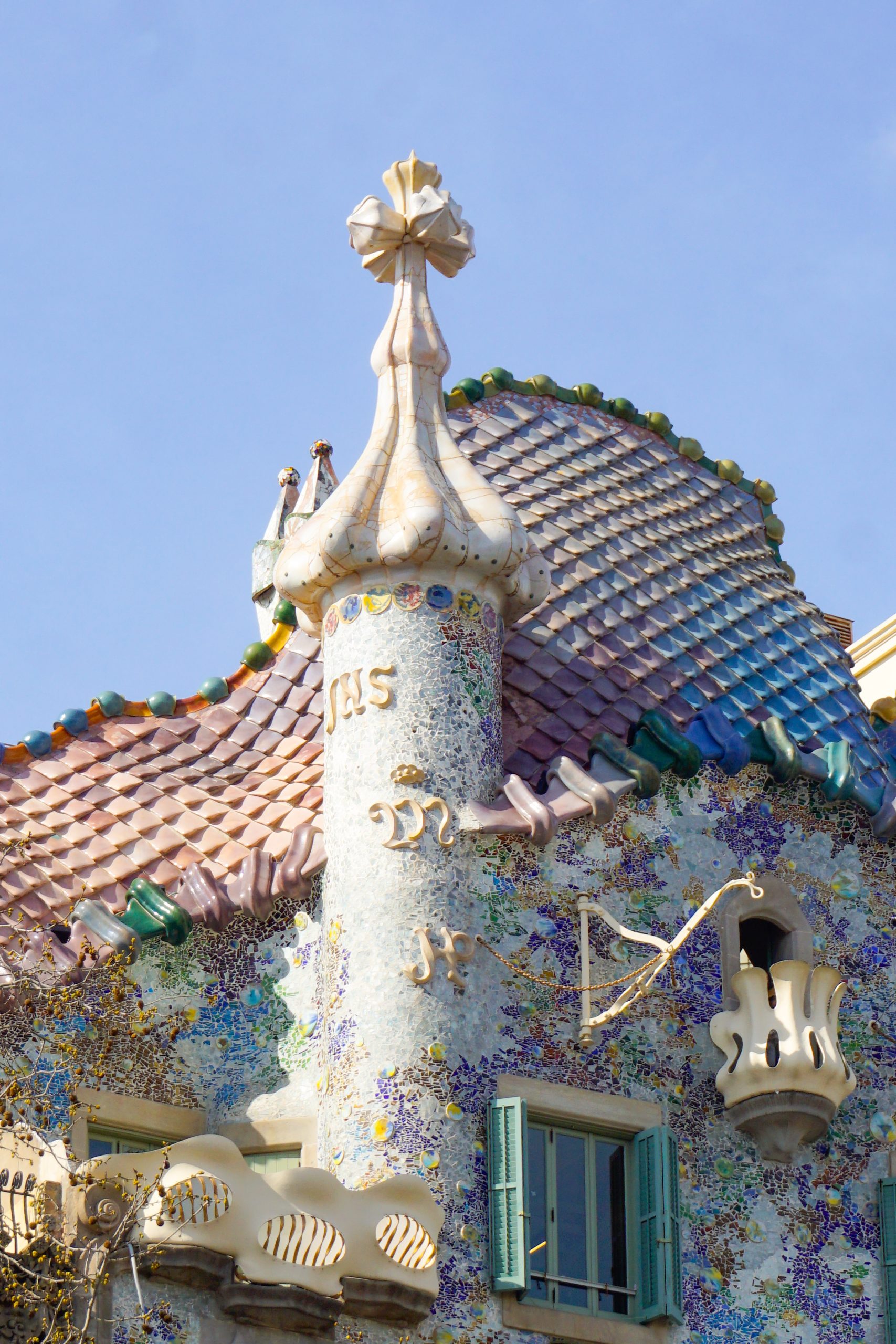 Close view of Casa Batllo roof and ceramic dragon scale tiles.